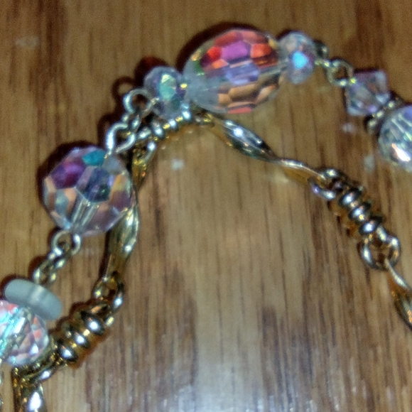 Kirks Folly crystal and gold new bracelet - Picture 3 of 16